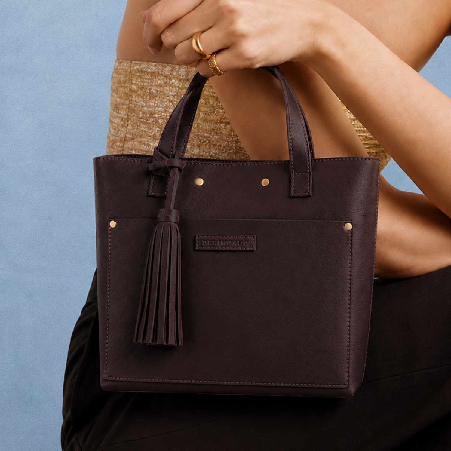 #Color_Chocolate Brown